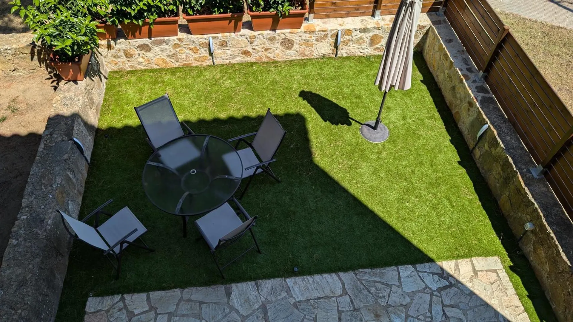 Vescomptat De Cabanyes: Poolside Retreat Near Sant Antoni De Calonge Villa Calonge  0*, Calonge (Catalonia)